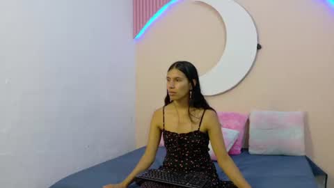 samanthalaurent online show from July 14, 2:05 am