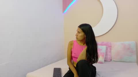 samanthalaurent online show from July 3, 7:29 pm