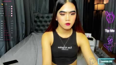 samanthamoonlightx online show from May 5, 9:59 am