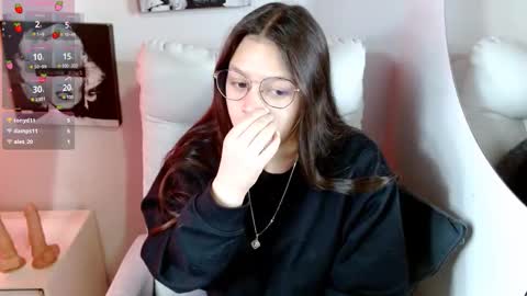 Snapshot of samantharoldan chatting on October 11, 3:37 pm Samantha online show from October 11, 3:37 pm