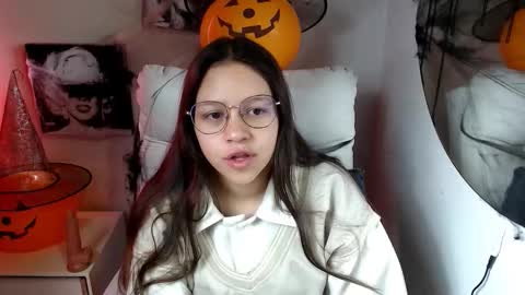 Snapshot of samantharoldan chatting on October 18, 2:21 pm Samantha online show from October 18, 2:21 pm