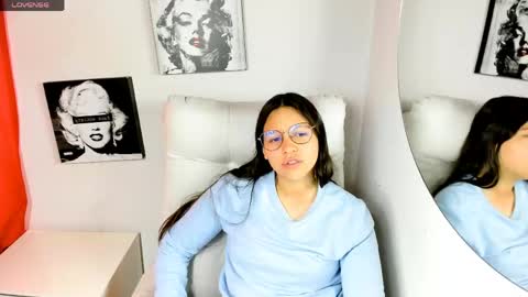 Samantha online show from April 18, 7:58 pm