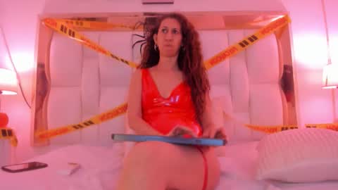 Snapshot of samanttamilf chatting on October 20, 10:59 pm samanttamilf online show from October 20, 10:59 pm