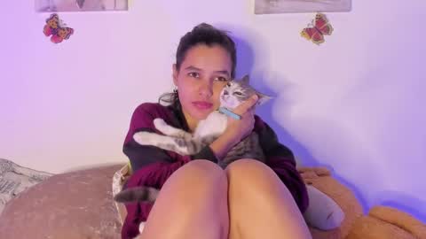 Samara is my name a pleasure delighted that you are here leave your thumb up it is important to me online show from February 8, 4:36 am