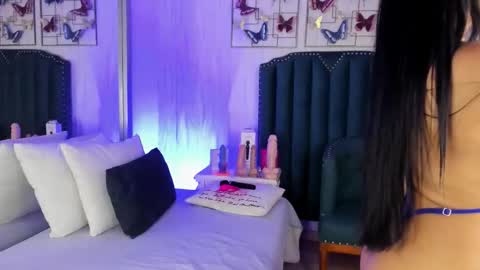 Samara Warren online show from November 24, 11:53 am