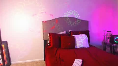 Yaya online show from November 12, 8:49 am