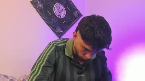 samevansx online show from April 16, 9:04 pm