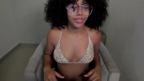 Samie Mury  online show from December 14, 3:57 am