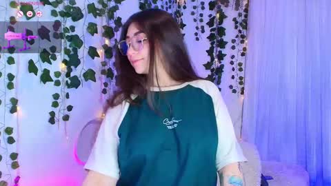 Snapshot of samii_evans chatting on October 19, 12:04 am samii evans online show from October 19, 12:04 am