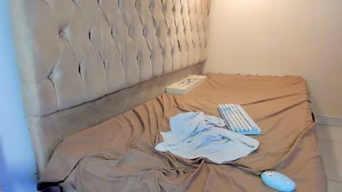 samir_19x online show from June 27, 12:22 pm