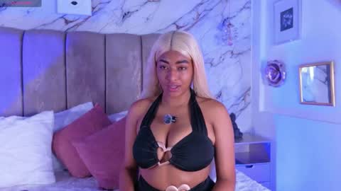 Samira online show from April 23, 1:35 pm