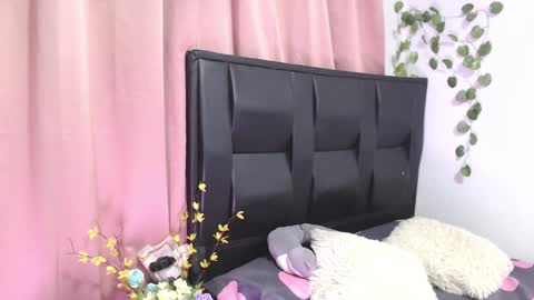 SAMIRA online show from November 7, 8:33 pm