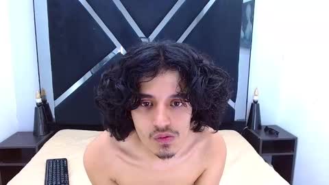 samisaturno online show from March 2, 7:31 pm