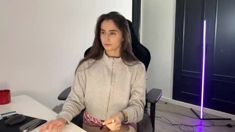 SamLure1 online show from April 17, 11:40 pm