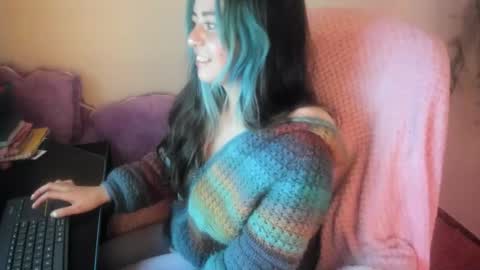   online show from March 21, 7:03 am