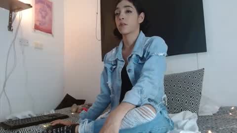 Samantha ferrer online show from March 8, 5:49 am