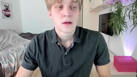 Sam online show from October 20, 7:02 am