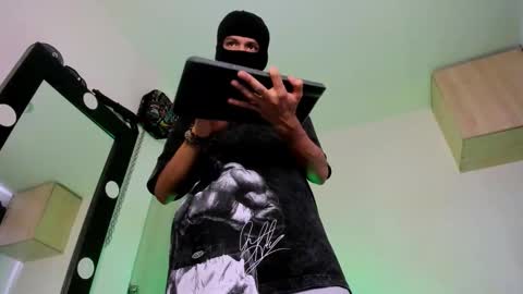   online show from September 17, 9:07 pm