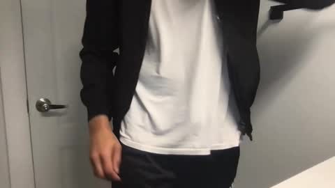 Sam W dick strip tease online show from September 15, 12:34 am