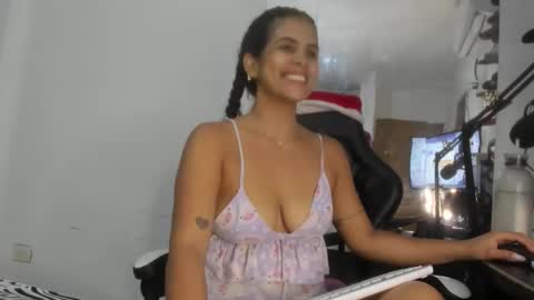 SamyHolbrook online show from November 28, 1:13 am