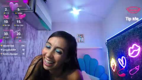 sandra  online show from June 16, 3:43 am