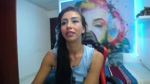 sandra  online show from May 5, 3:35 am