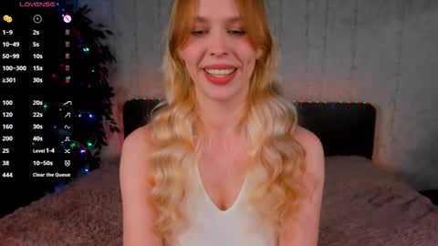 Snapshot of sandra_tender_ chatting on October 18, 7:01 am Sandra online show from October 18, 7:01 am