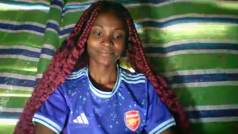 sandricaaa online show from April 16, 7:41 am