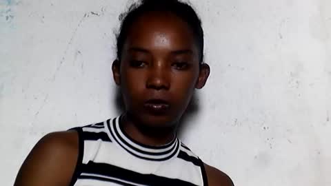 sandrine718 online show from March 12, 7:12 am