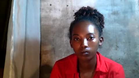 sandrine718 online show from January 8, 1:50 pm