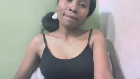 sandy735579 online show from May 12, 12:47 pm