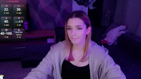 Snapshot of sandy_belle88 chatting on October 22, 7:37 pm sandy_belle88 online show from October 22, 7:37 pm