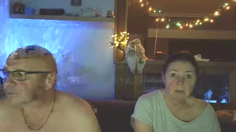 sanroom online show from November 14, 3:47 pm