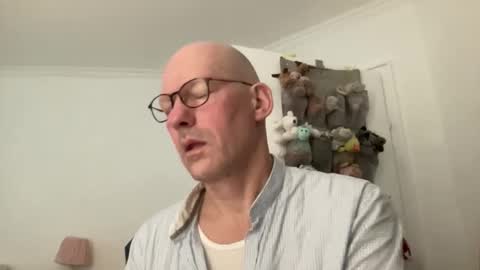 santaclausonice online show from November 16, 7:43 am