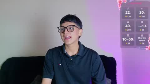 santi online show from July 4, 3:27 pm