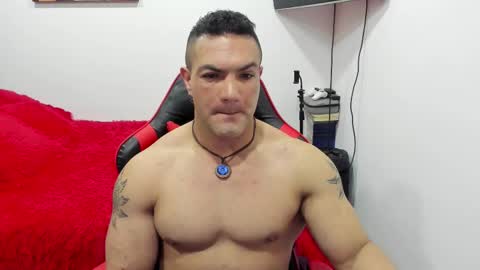 Snapshot of santi_pastori chatting on September 25, 6:37 pm santi_pastori online show from September 25, 6:37 pm