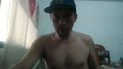 santichai561323 online show from February 7, 5:43 am