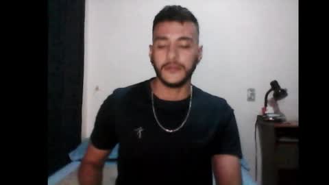 Snapshot of santiexxx chatting on September 24, 2:40 am santiexxx online show from September 24, 2:40 am