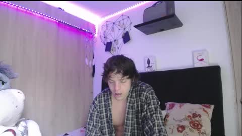 Santii online show from March 19, 12:10 pm