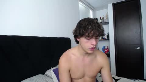 Santii online show from February 7, 4:56 pm