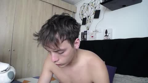 Santii online show from September 13, 5:04 pm