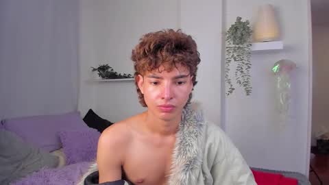 kitty online show from January 17, 1:48 am