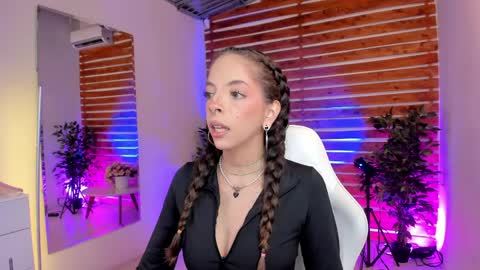 Valerin online show from April 10, 1:00 am