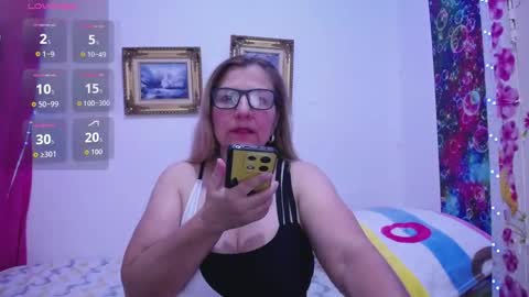 sara online show from December 22, 12:50 am