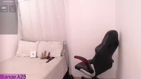 Snapshot of sara_bella1 chatting on February 12, 1:52 am Im Angelica  My pleasure in your hands Give me more vibrations and make me cum PVT IS OPEN online show from February 12, 1:52 am