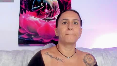   online show from April 16, 11:10 am