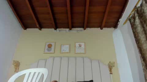 sara_hannks online show from May 22, 4:19 am