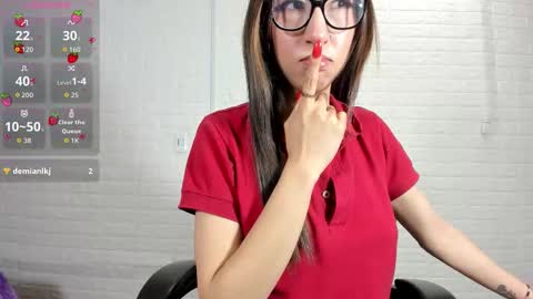 Sara Love online show from March 3, 3:35 am