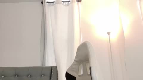 Sara online show from March 17, 6:02 pm