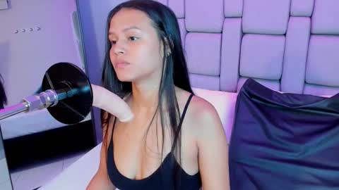 Sara  online show from November 27, 12:02 pm